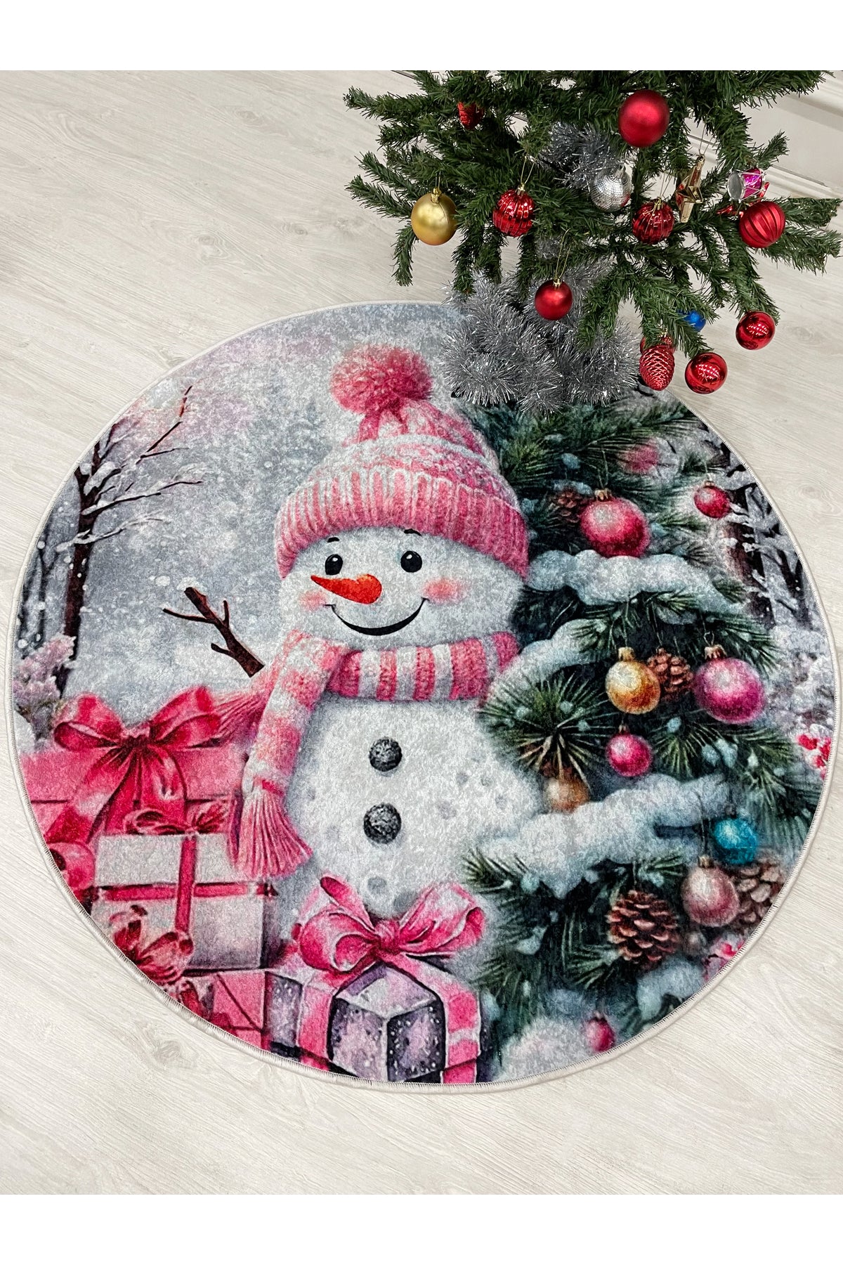 Christmas-Themed Snowman Tree Skirt Rug