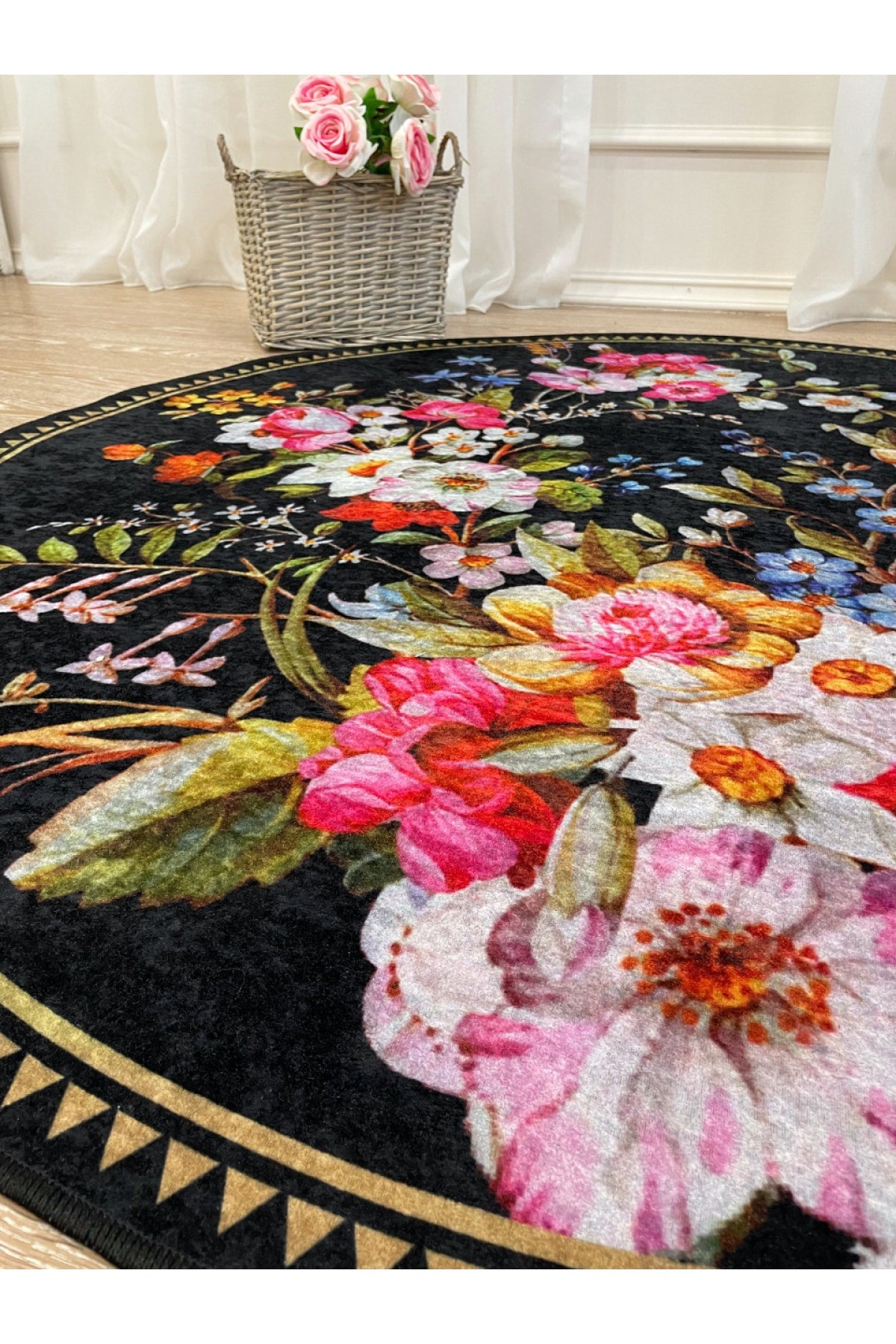 Floral Pattern Decorative Leather-Backed Round Rug - Black