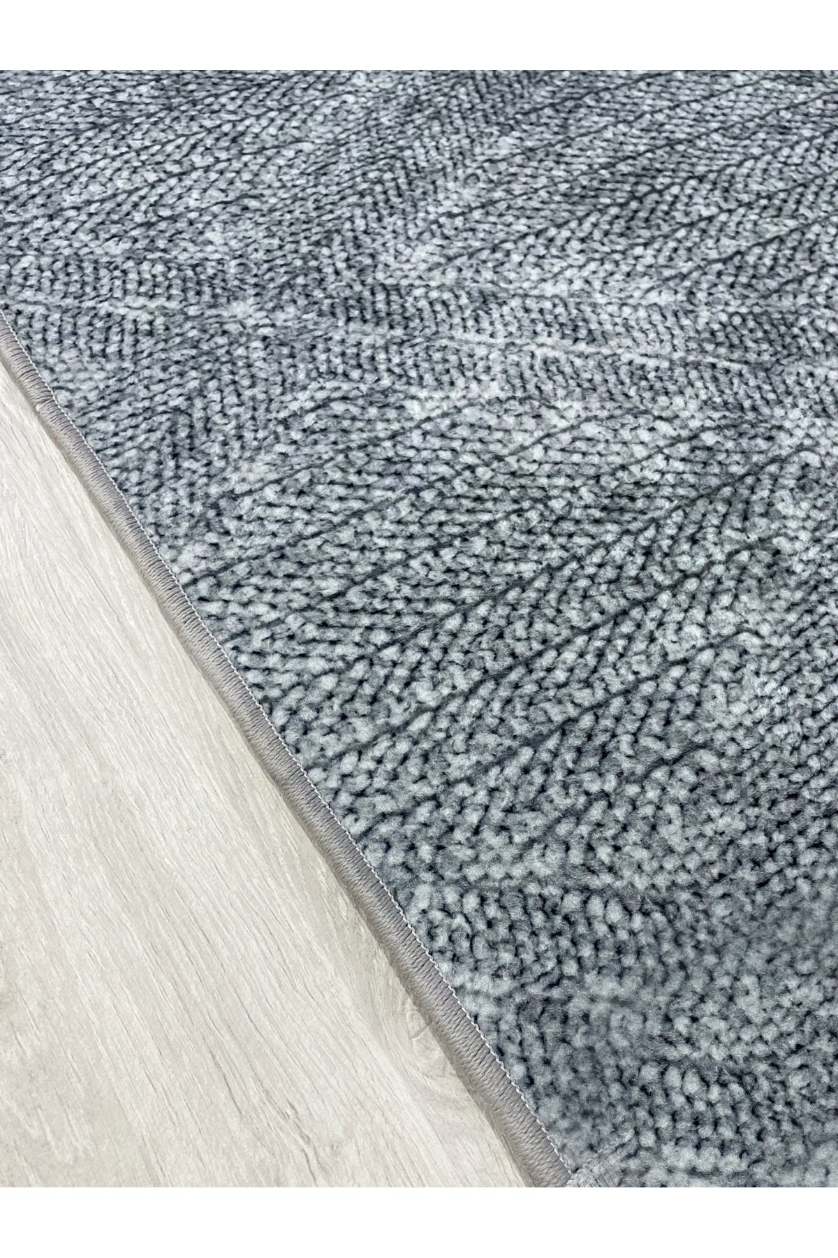 Gray Wicker-Textured Look Latex Leather Base Rug