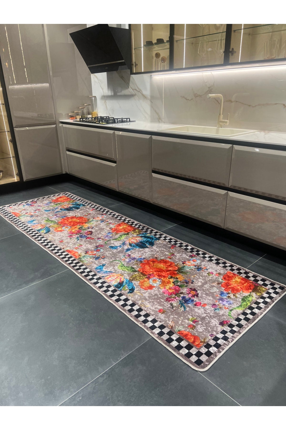 Checkered Floral Latex Non-Slip Base Kitchen Rug - Mink Brown