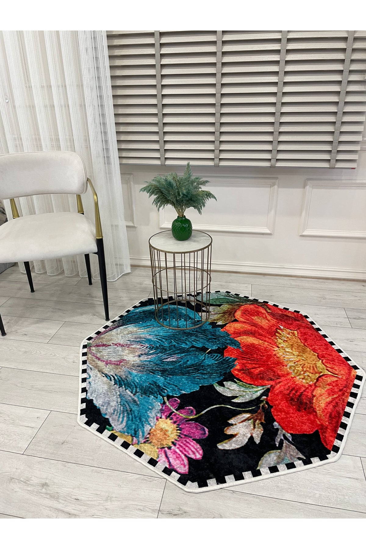 Octagonal Checkered Floral Pattern Latex Base Rug