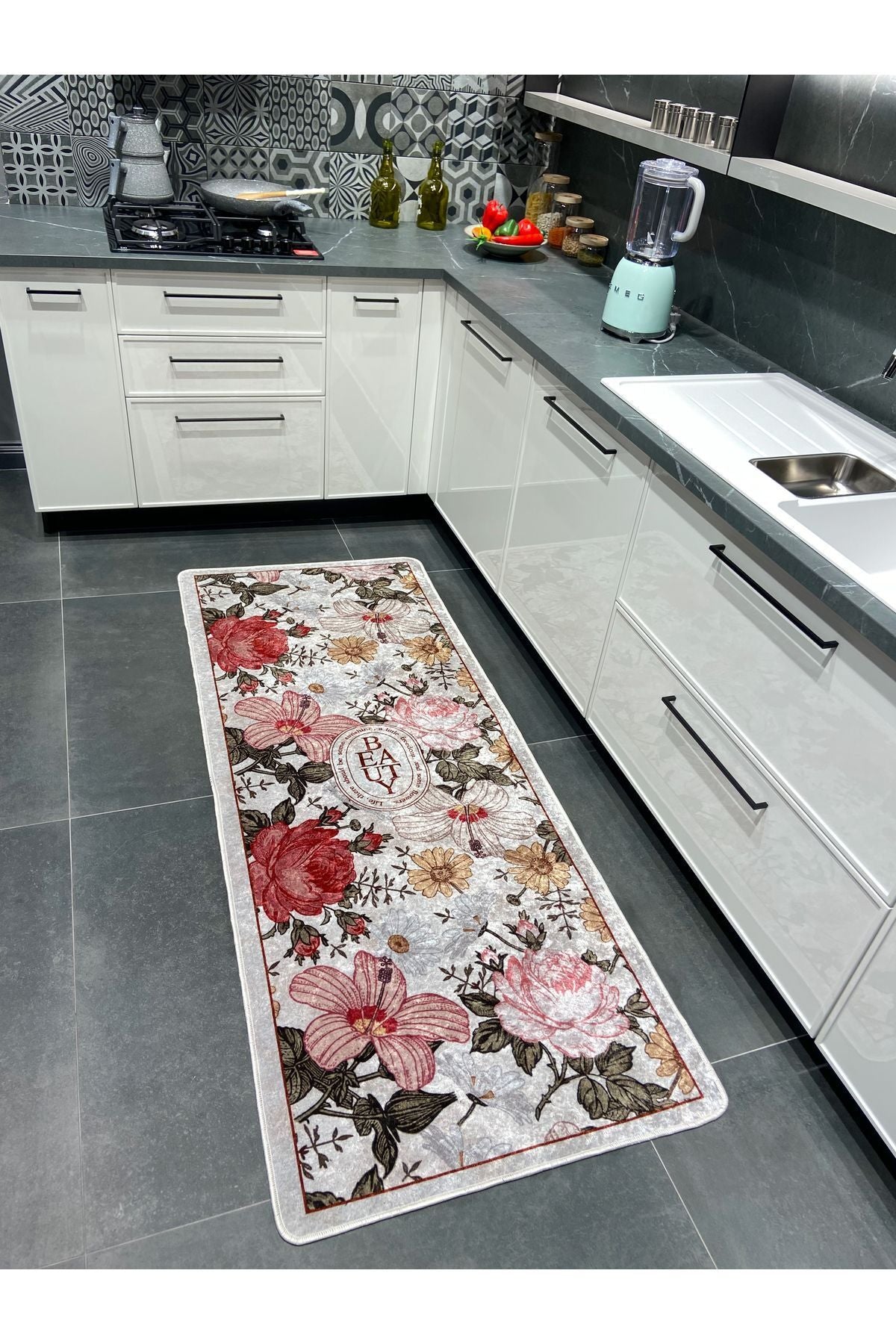 Çiçek Desenli Lateks Deri Taban Kitchen Mutfak Halısı GRİ