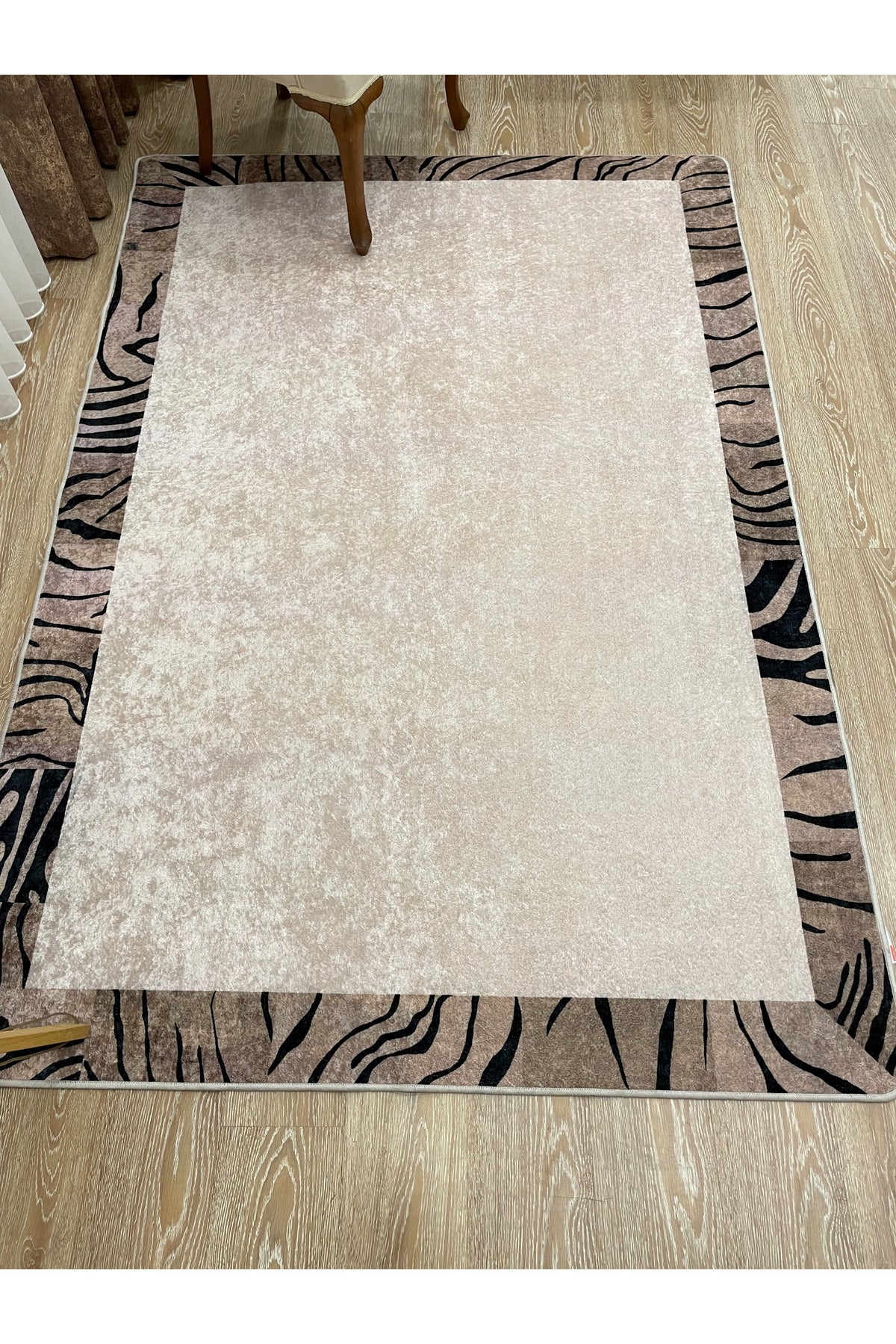 Beige-Brown Zebra Border Latex Base Rug