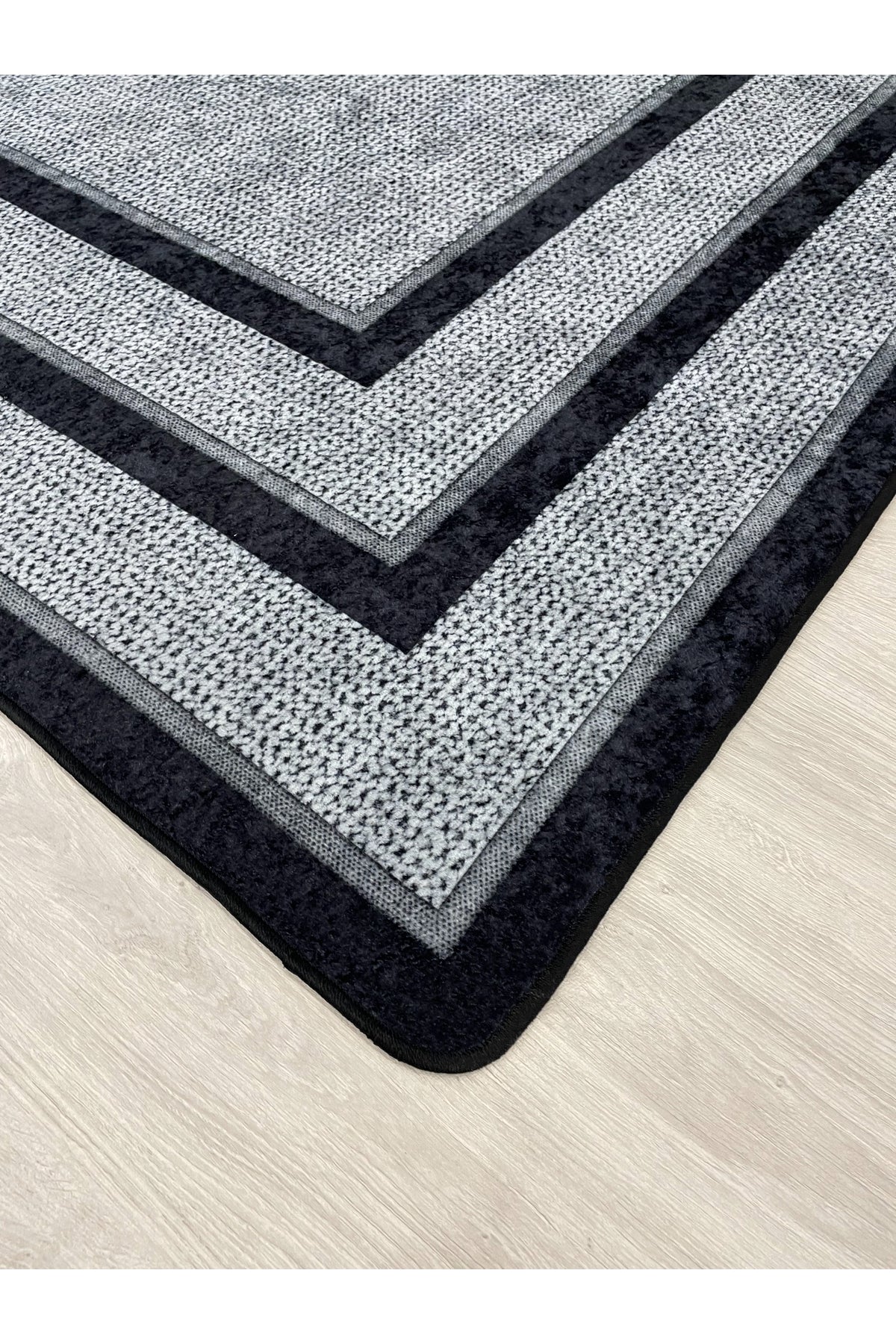 Jute Sisal Bordered Look Decorative Rug - Brown - Black