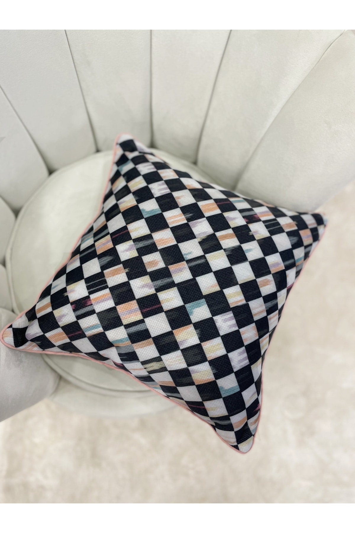 Checkered Linen-Look Piped Edge Cushion Cover (45x45)