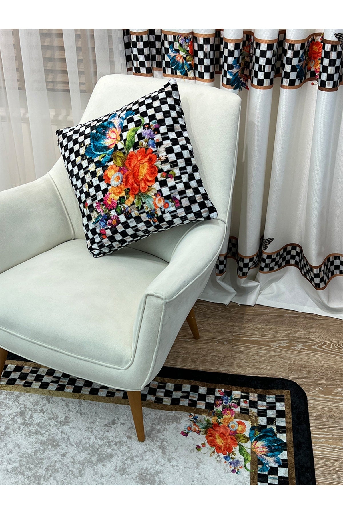 %100 Velvet Floral Print Cushion Cover (Colorful)