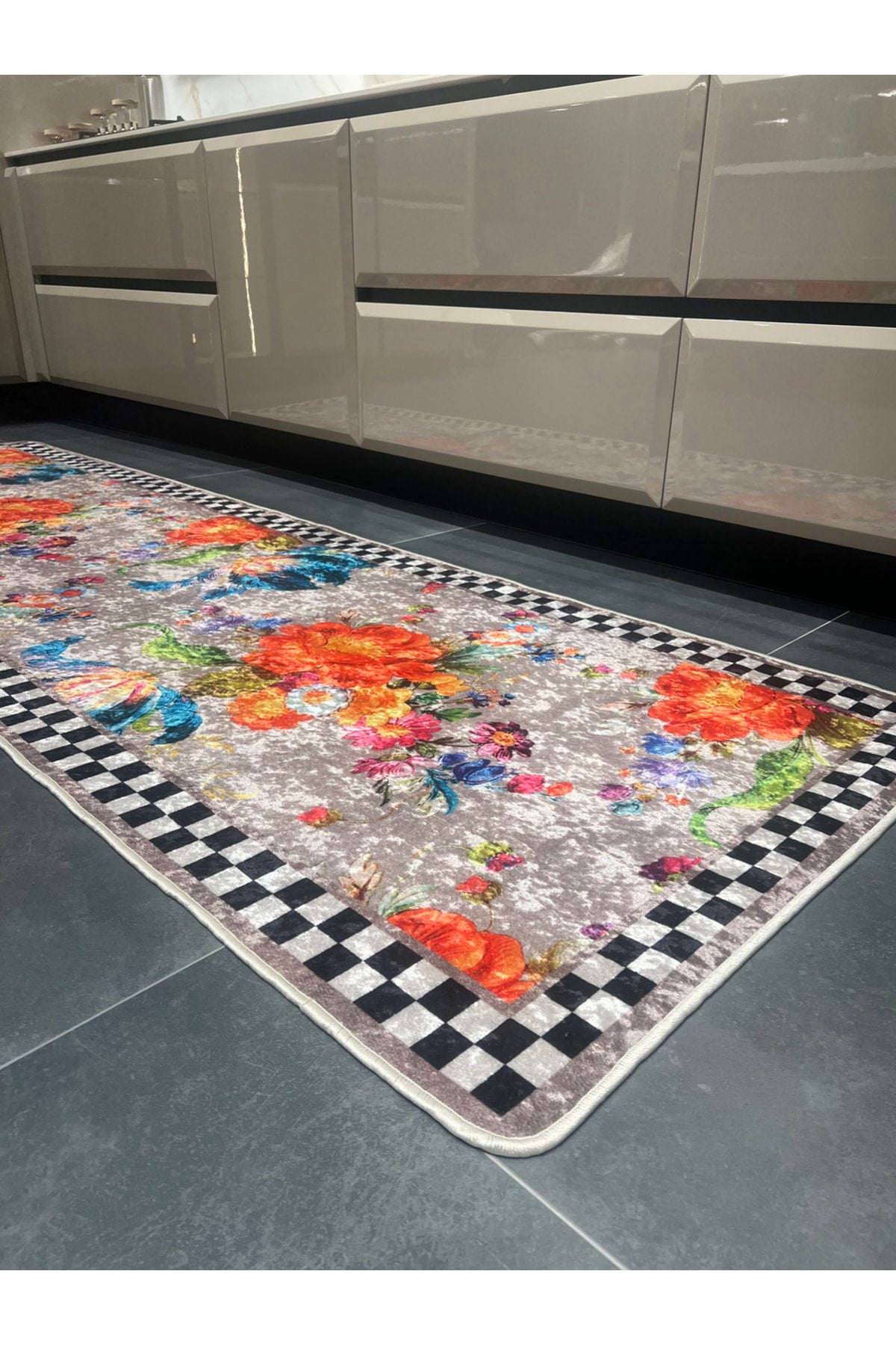 Checkered Floral Latex Non-Slip Base Kitchen Rug - Mink Brown