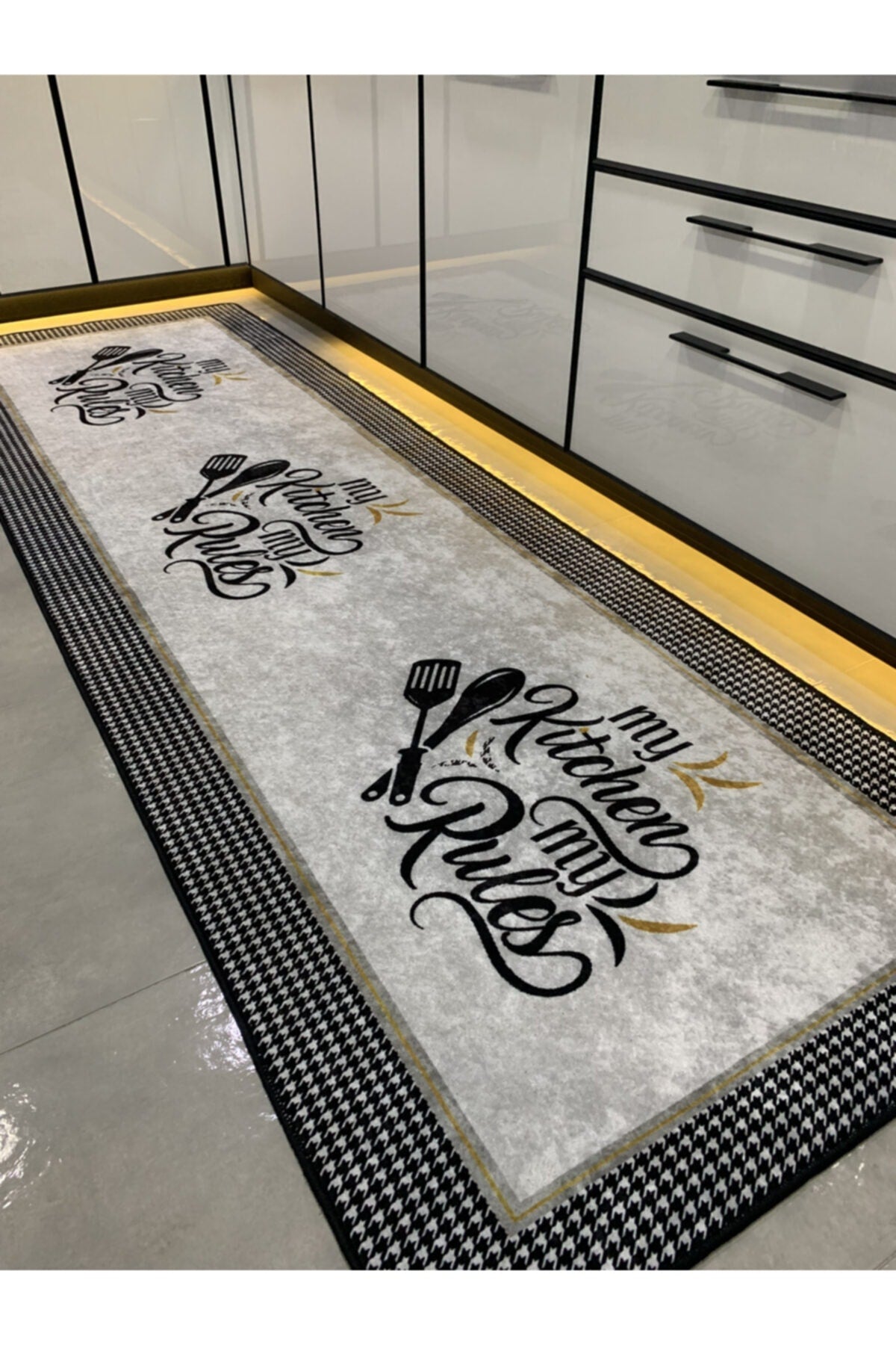 Spoon Kitchen Desen Lateks Deri Taban Mutfak Halısı
