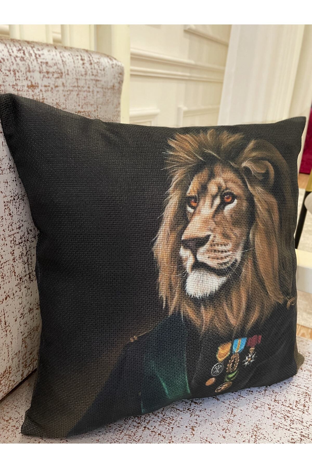 Aslan Desenli Keten Görünümlü Kırlent Yastık Kılıfı (SİYAH) 45x45