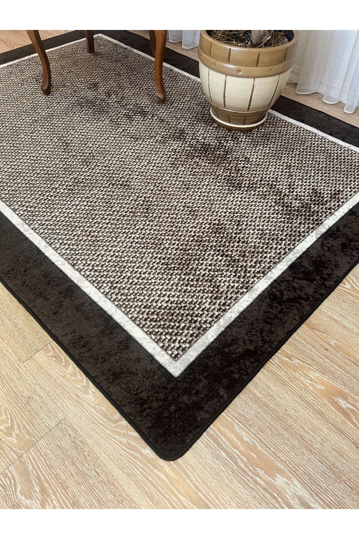 Jute Sisal Bordered Look Decorative Rug - Brown