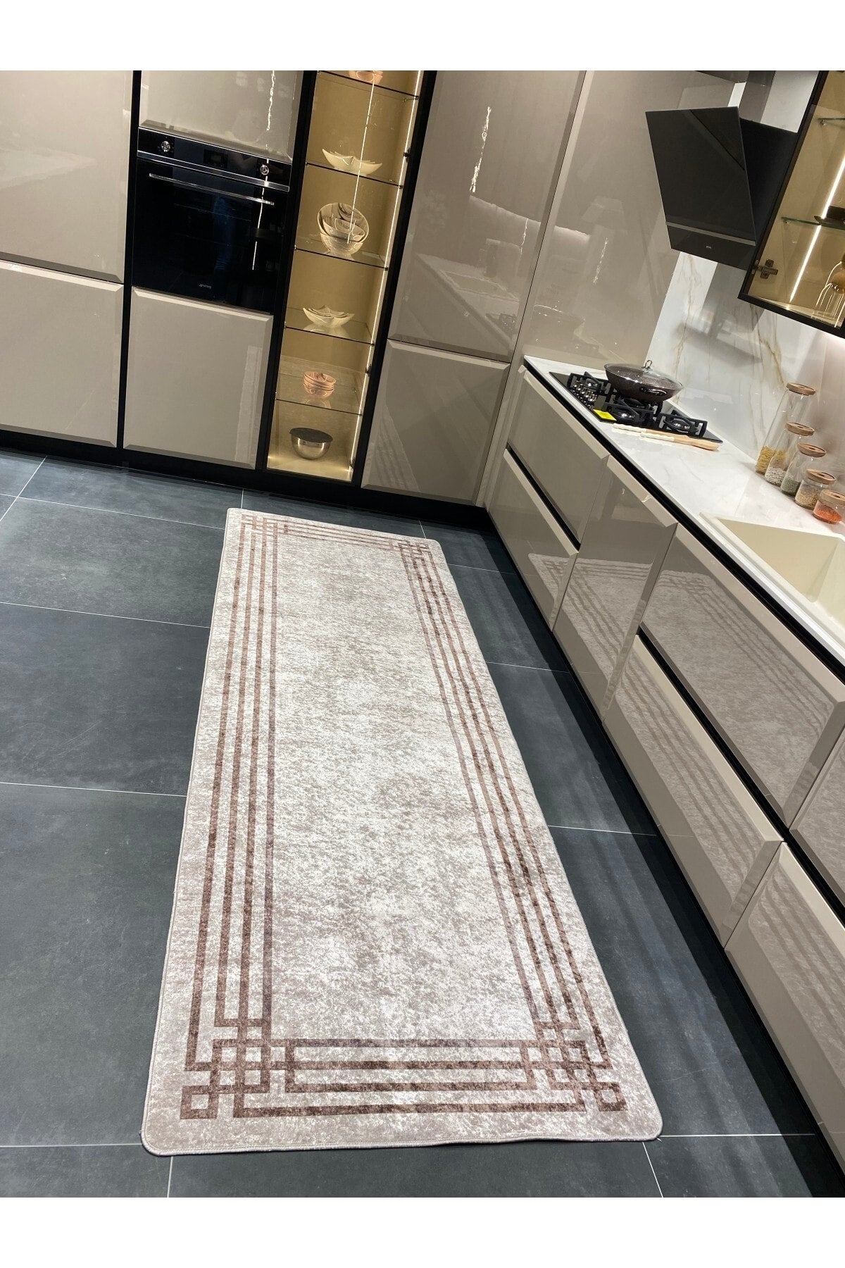 Geometric Gradient Chenille-Look Latex Non-Slip Base Stain-Resistant Fringeless Rug - Navy/Gray