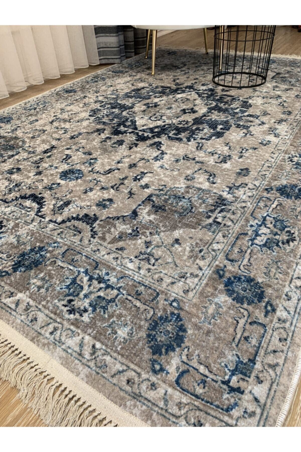 Aker Kilim Motif Latex Non-Slip Base Fringed Vintage Rug