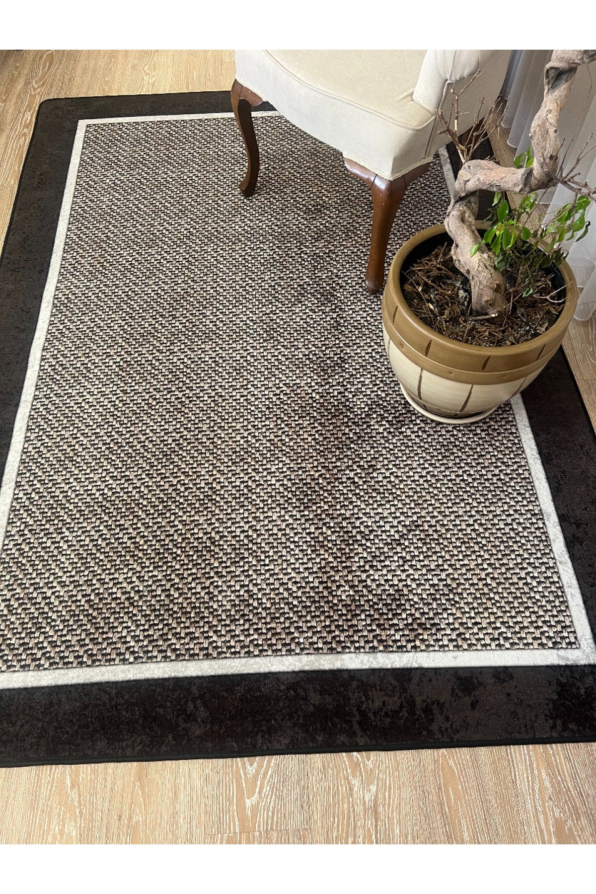 Jute Sisal Bordered Look Decorative Rug - Brown