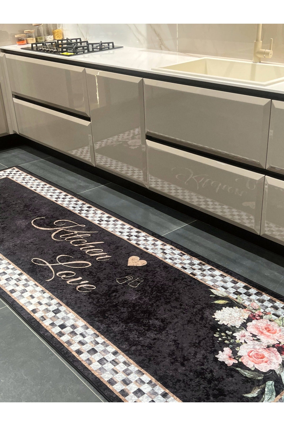 New Collection Özel Kalın Kaymaz Tabanlı Kitchen Love Yazılı Mutfak Halısı - Siyah