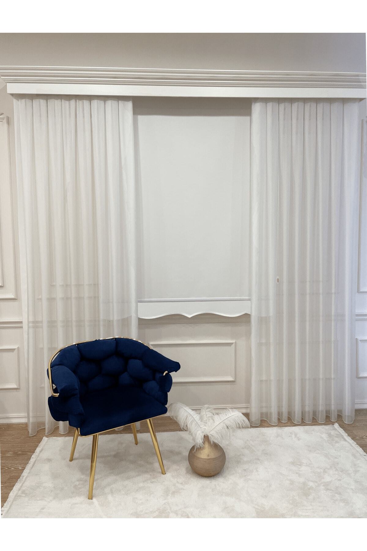 Solid White Roller Shade with Scalloped Hem (Aluminum Casing)