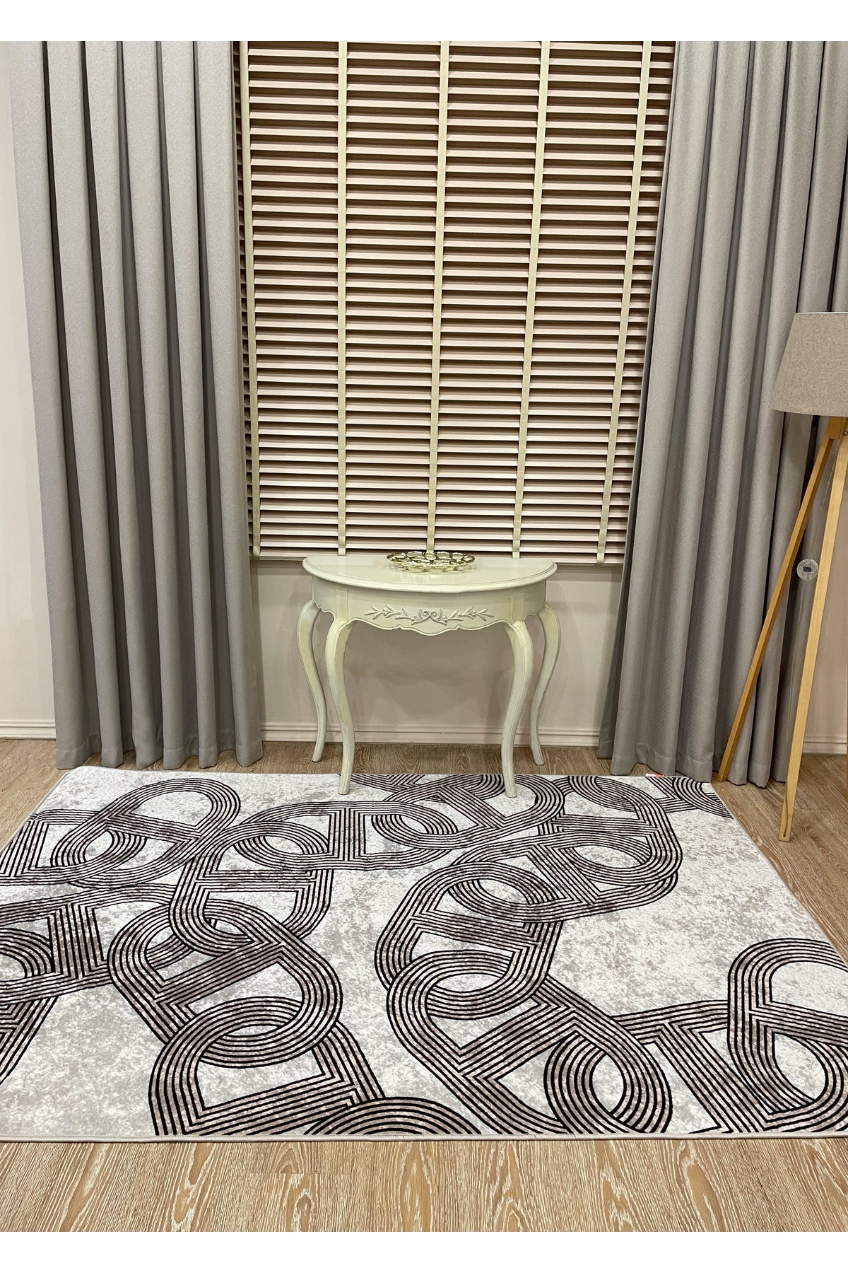 Hook Pattern Modern Design Latex-Backed Rug