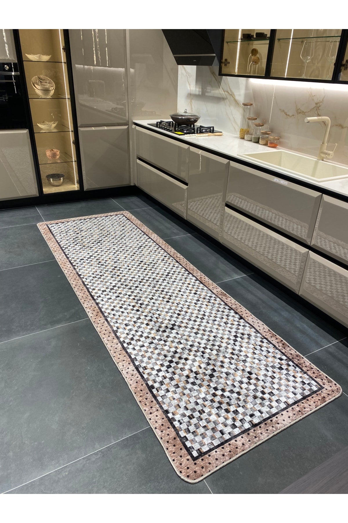 Robert Diamond Pattern Stain-Resistant Kitchen Runner Rug - Brown