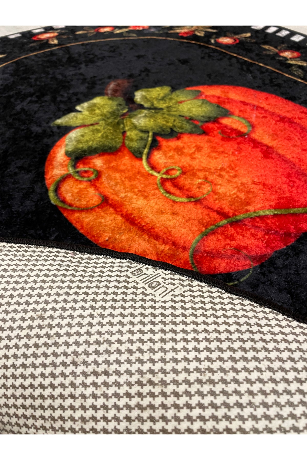 Pumpkin Pattern Bordered Oval Kitchen Rug