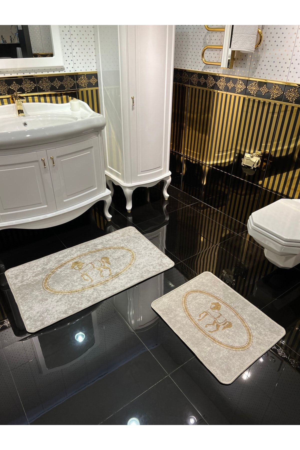 Black Horse Pattern 2-Piece Leather Base Bathroom Mat Set (60x100 - 60x50)