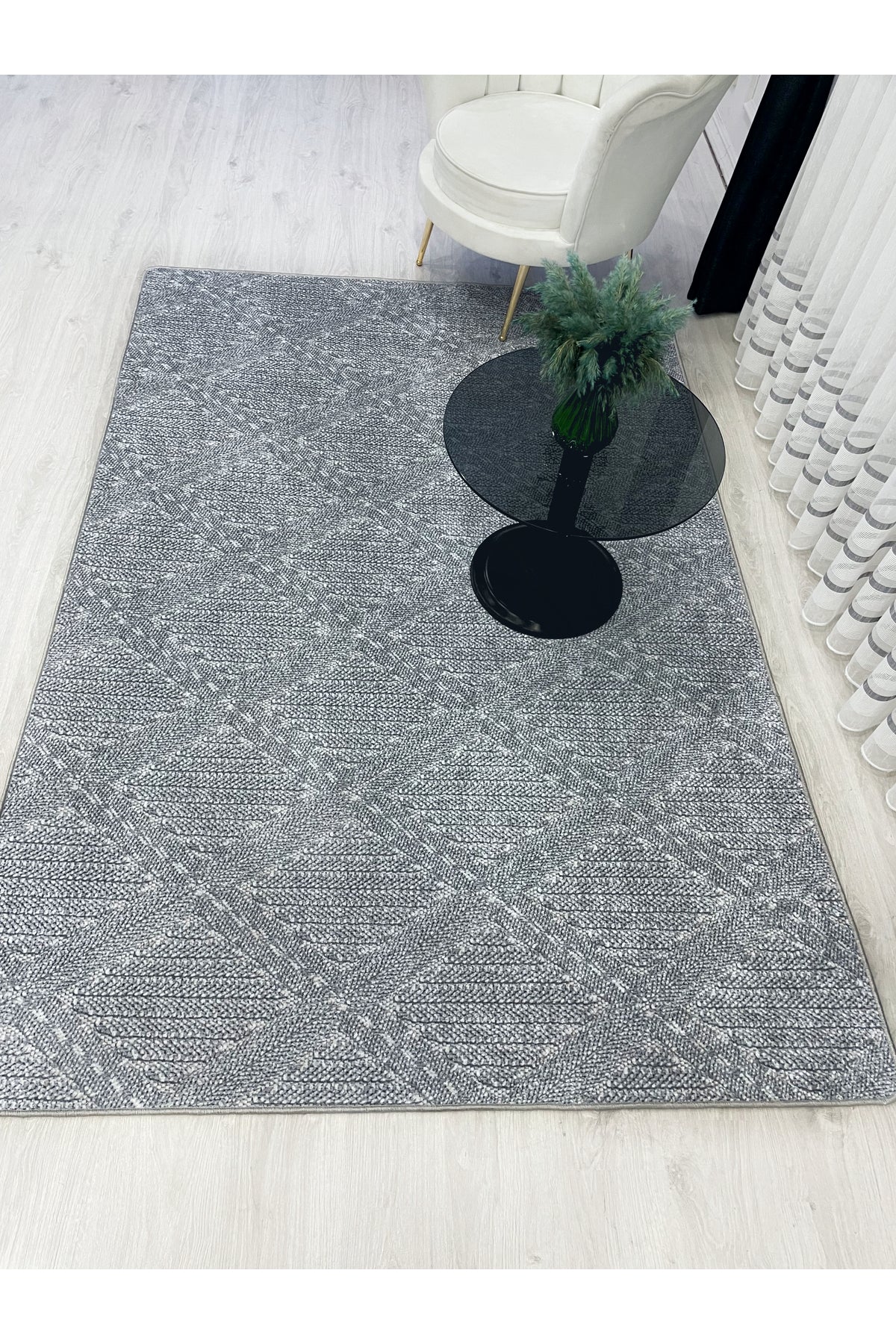 Gray Wicker-Textured Look Latex Leather Base Rug
