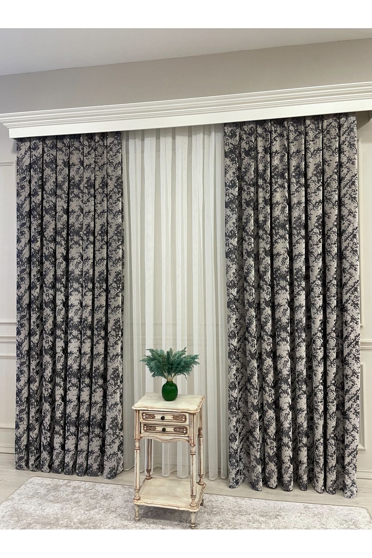Brown-Navy Blue Chenille Pattern Jacquard 1/3 Dense Pleated Jacquard Blackout Curtain