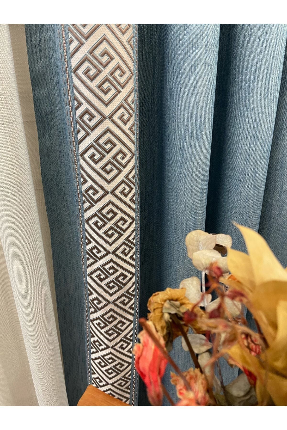 Jacquard 1/3 Dense Pleat Bordered Panel Print Blackout Curtain - Light Gray