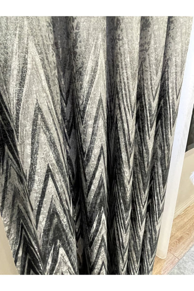 Liva Model 1/2.50 Pleated Blackout Curtain