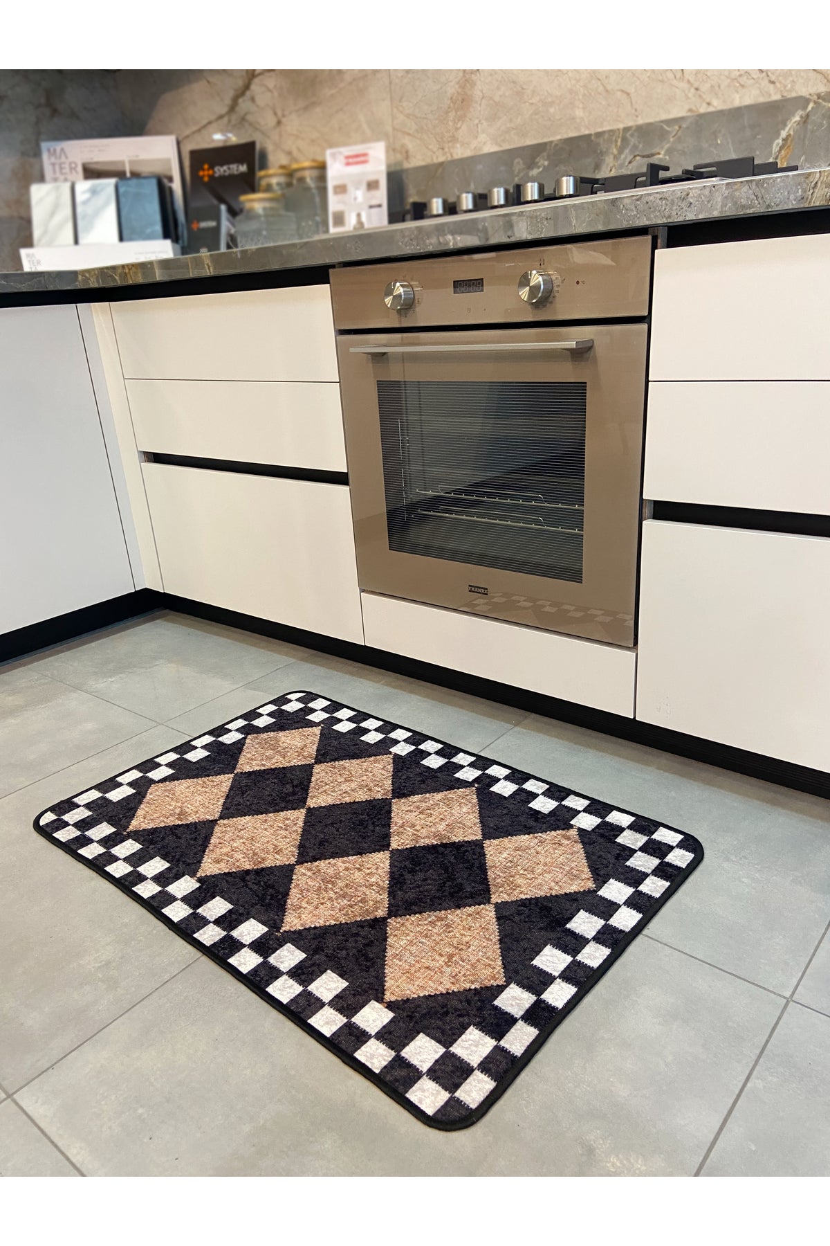 Jute Sisal Look Checkered Leather Base Rug