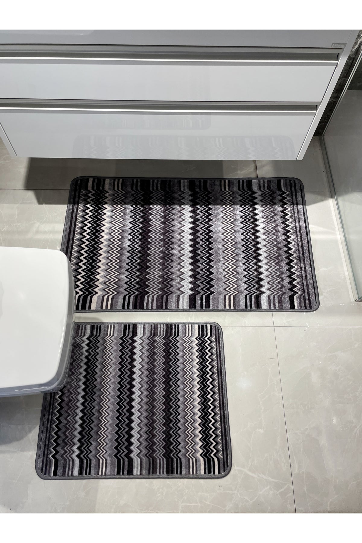 Zigzag Patterned 2-Piece Leather Base Bathroom Mat Set (60x100 - 60x50)