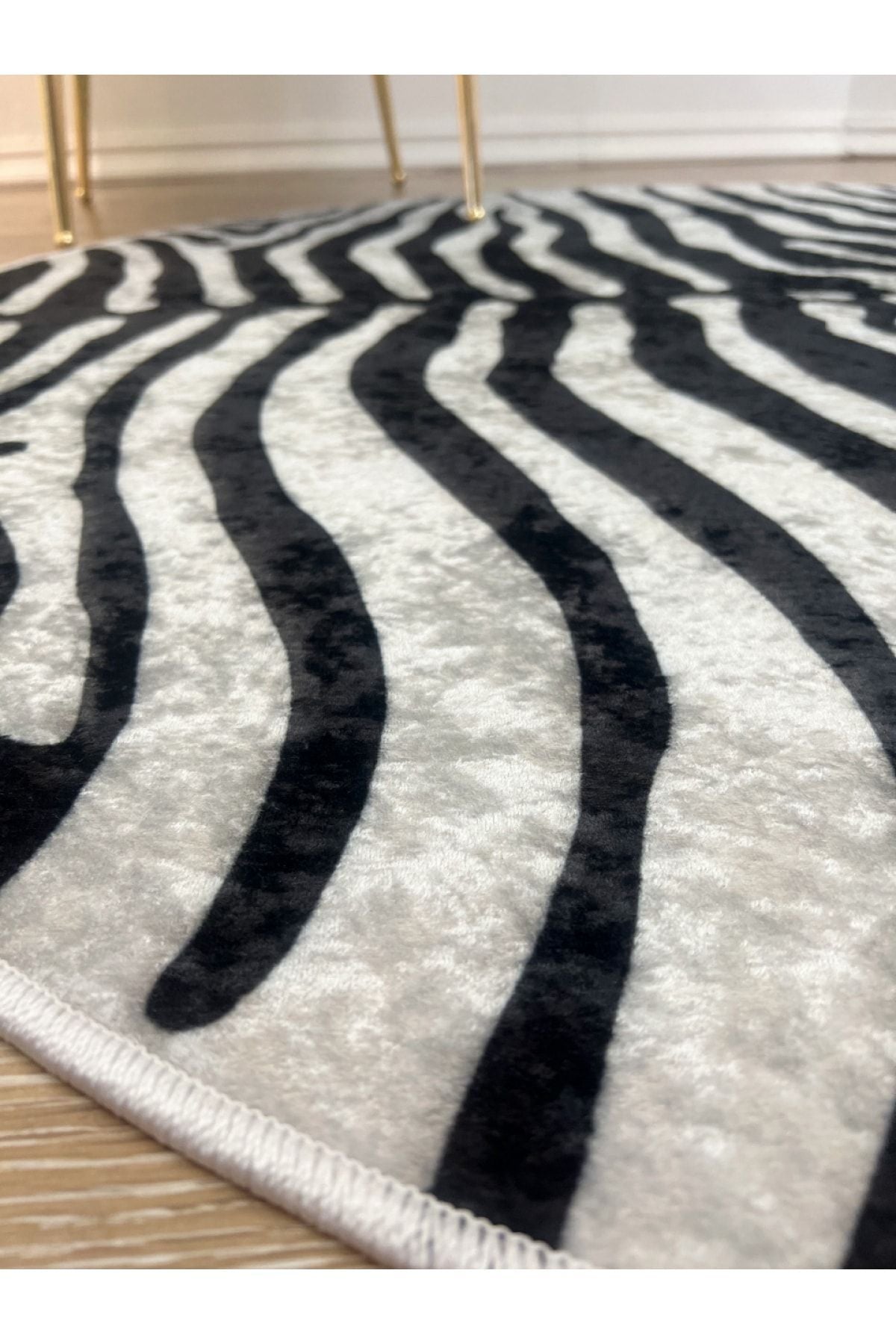 Zebra Print Round Black - Gray Decorative Rug