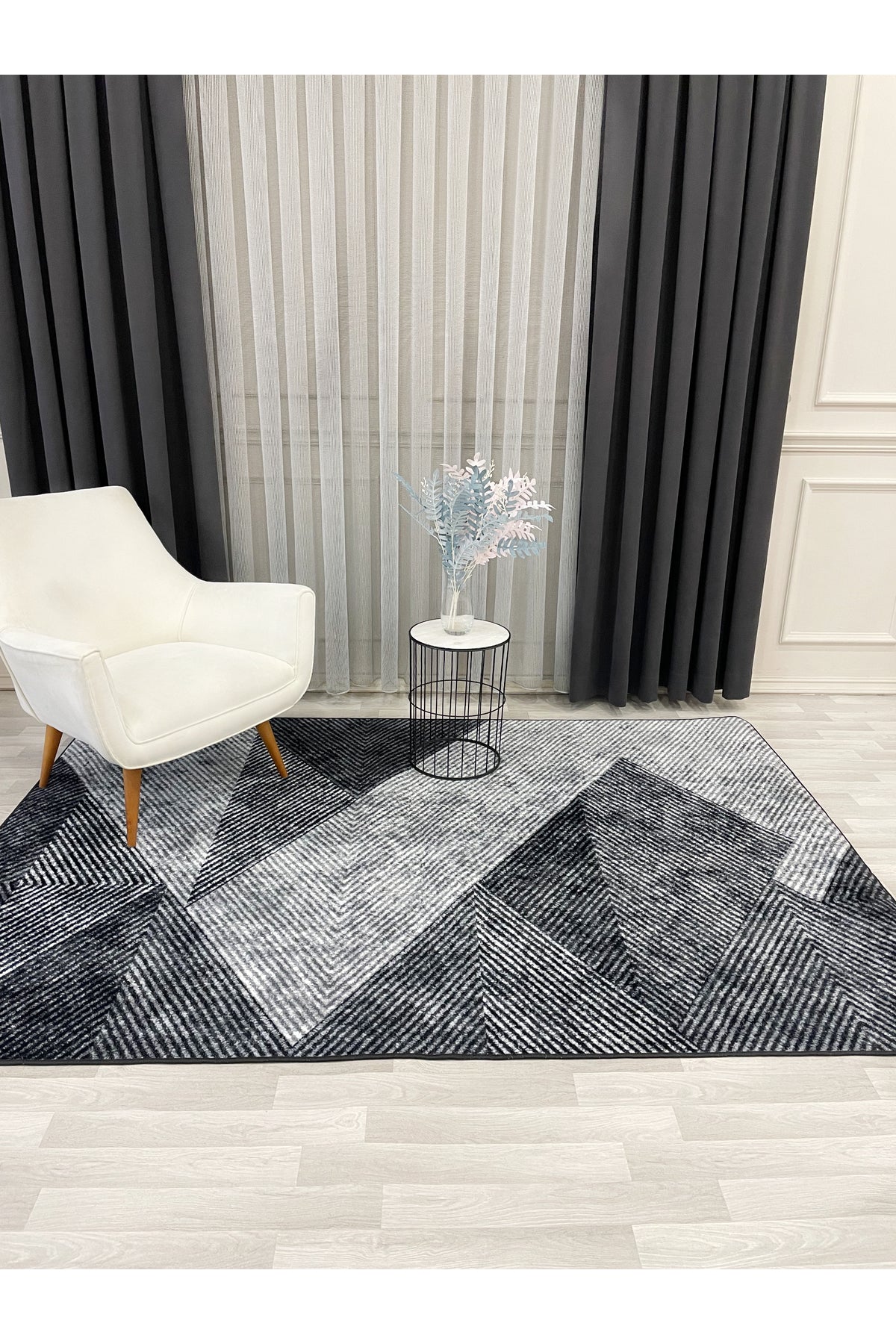 Gray Geometric Pattern Non-Slip Base Runner Rug