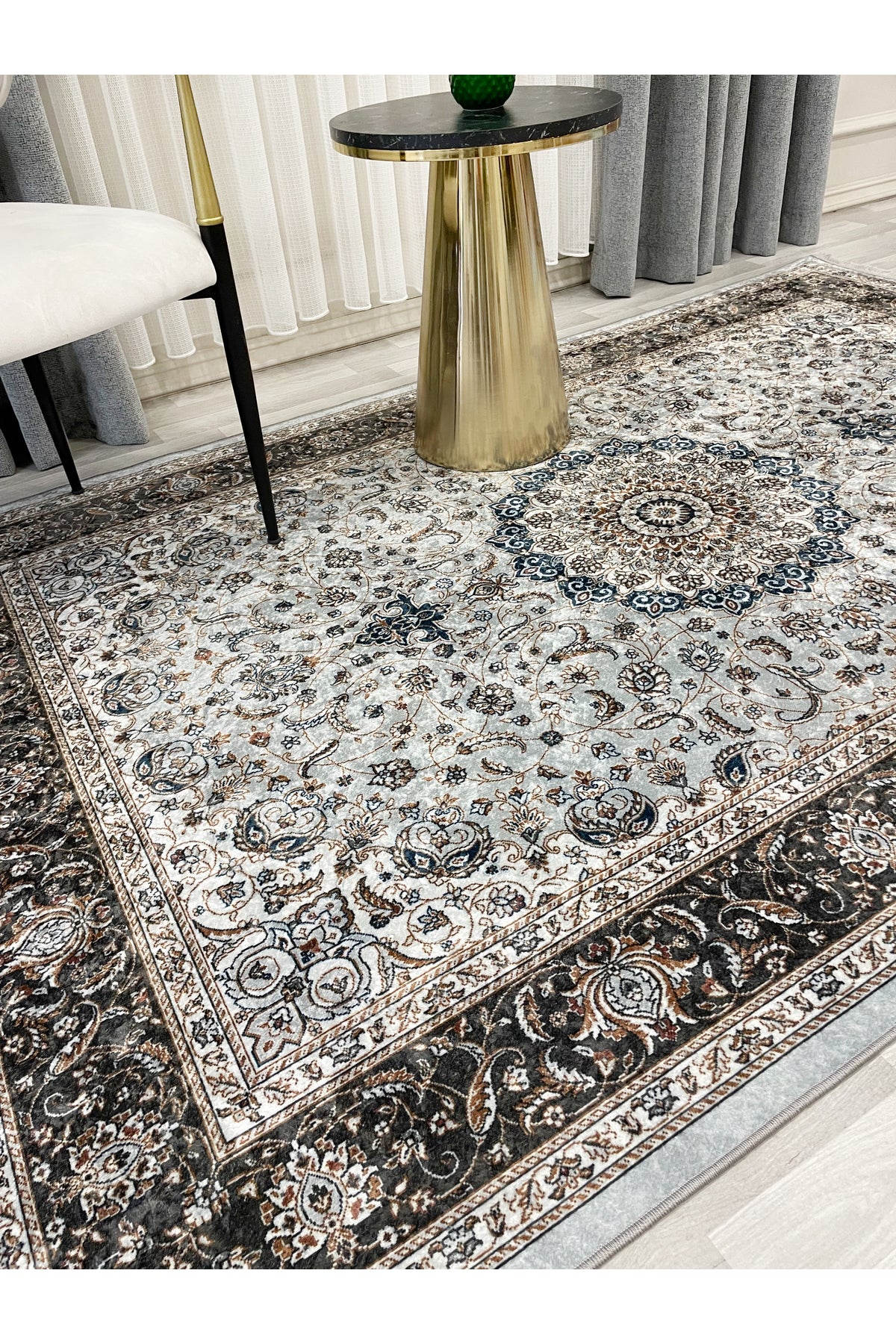 GRAY Traditional Motif FRINGED Classic Non-Slip Base Rug