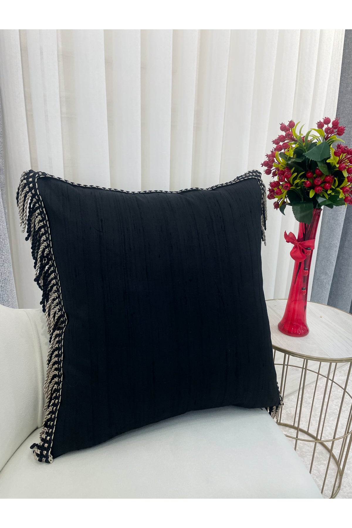 BLACK Tasseled Silk Taffeta Cushion Cover (45X45)