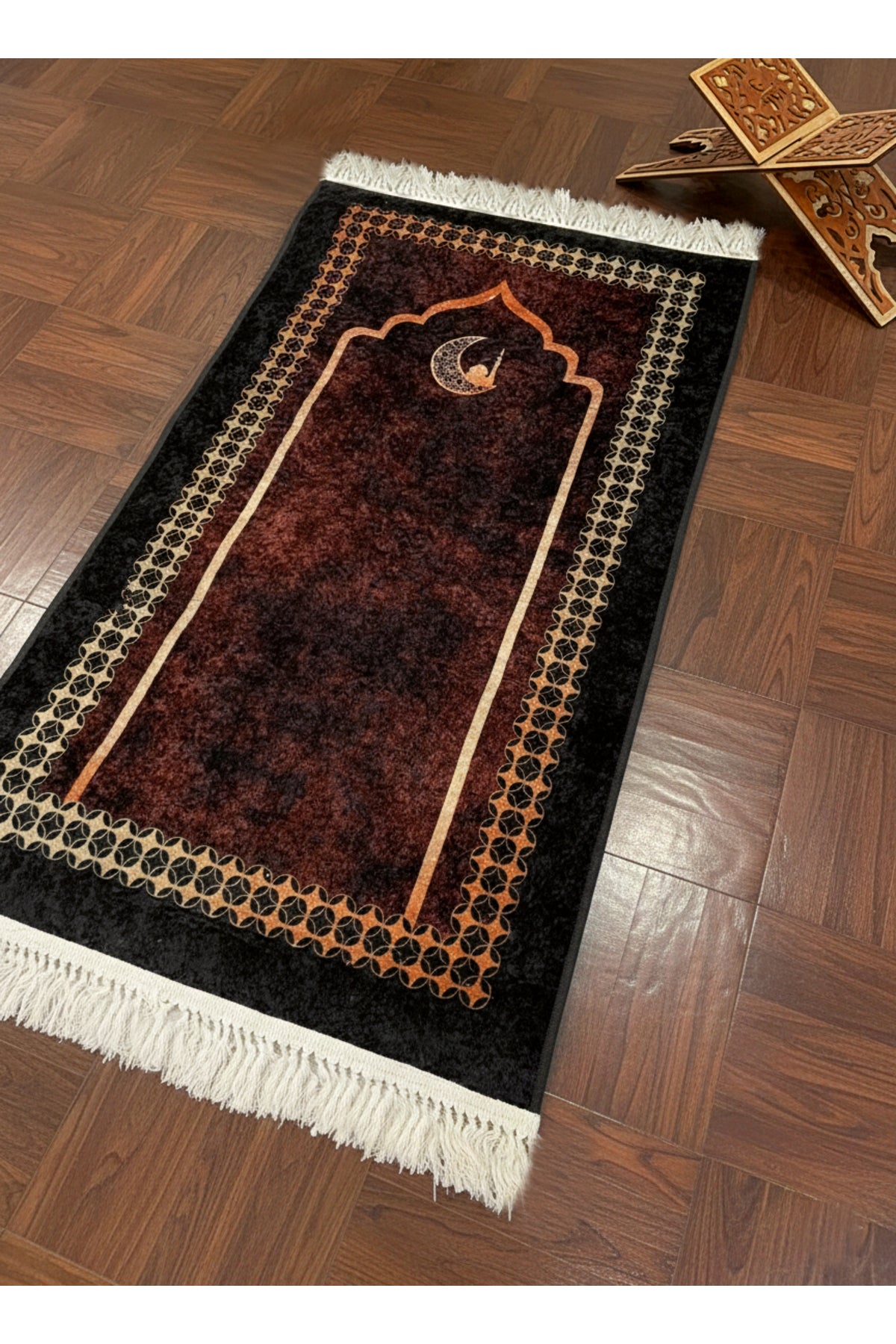 Fringed Prayer Rug Burgundy (Latex Base)