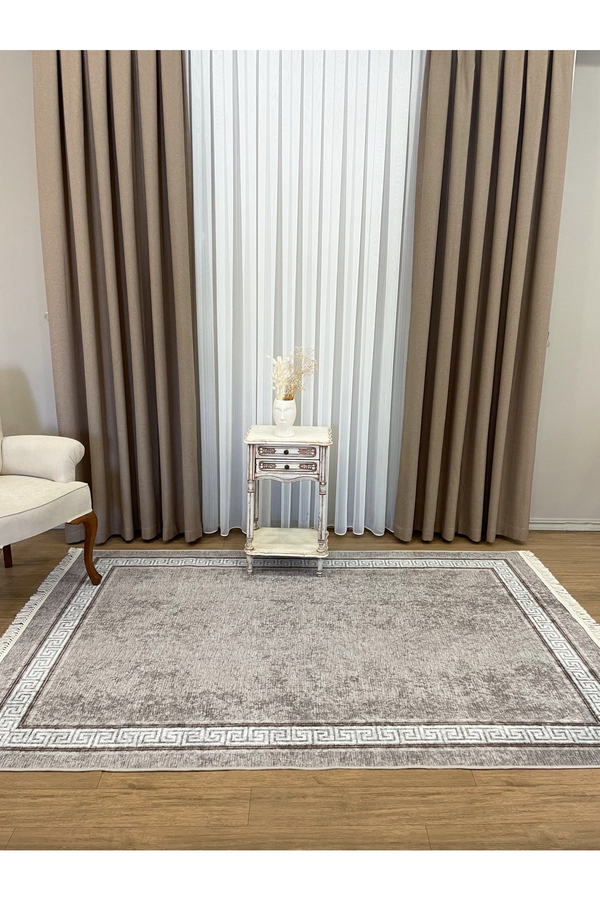 Brown Mink Bordered Latex Base Fringed Rug