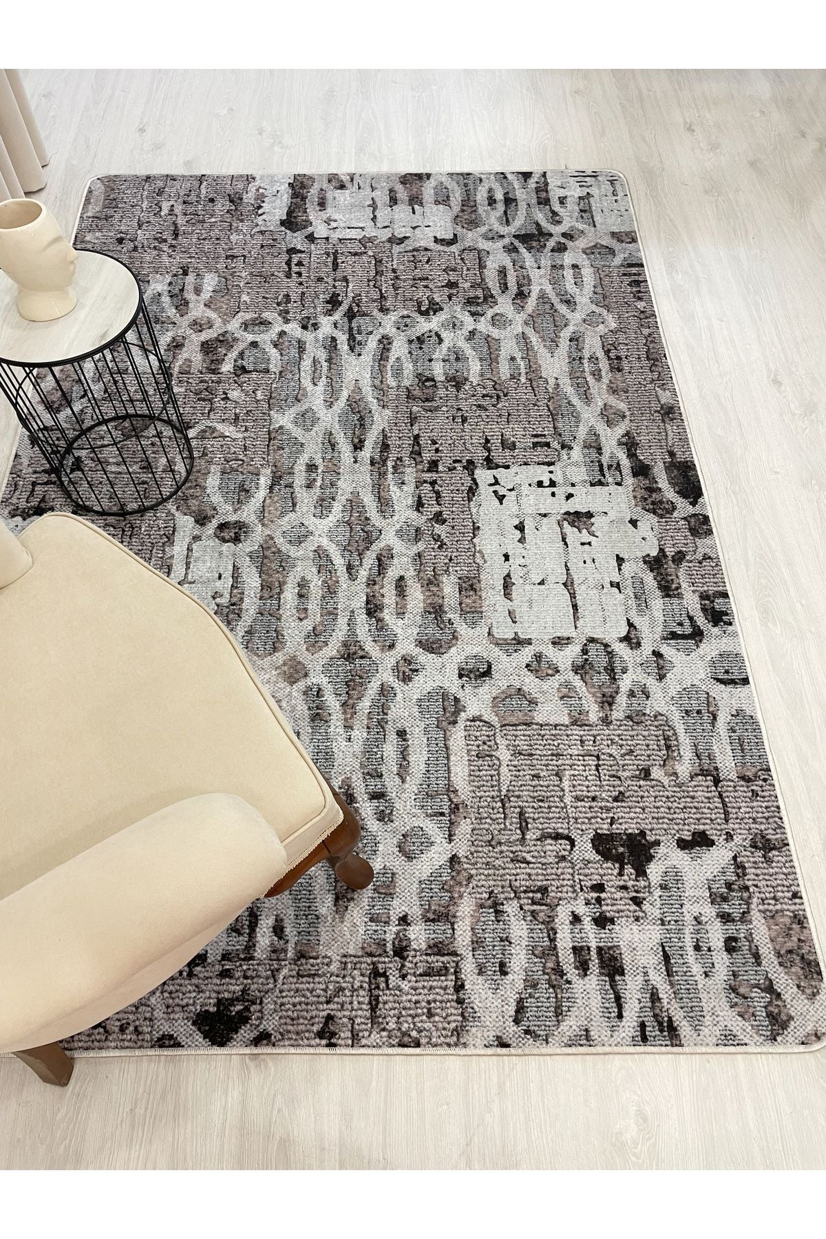 Gray Modern Woven-Look Latex Leather Base Rug