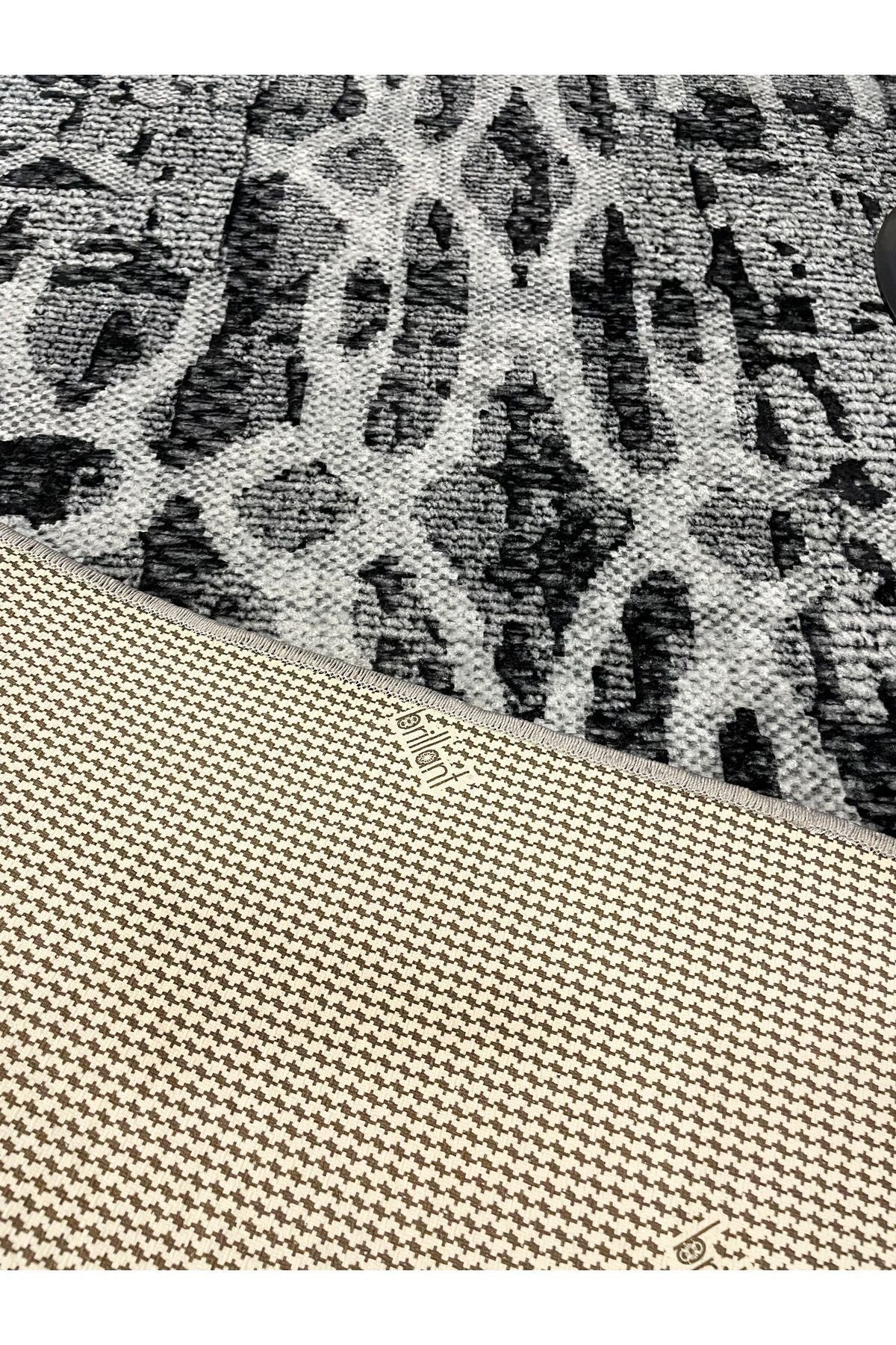 Gray Modern Woven-Look Latex Leather Base Rug