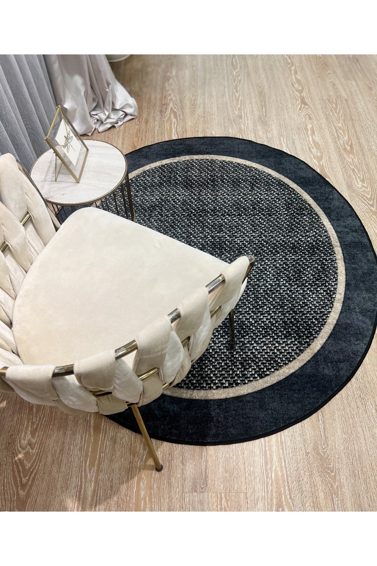 Jute Sisal Bordered Look Decorative Round Rug - Brown