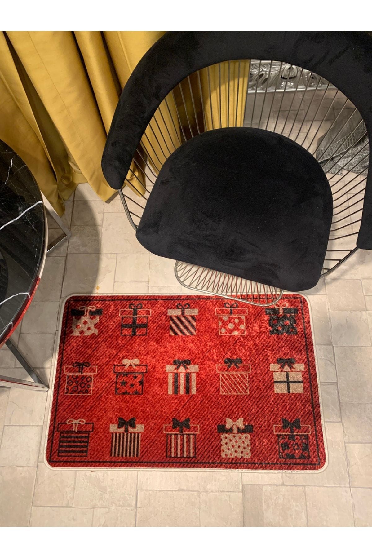 Present Yılbaşı Temalı Lateks Kaymaz Taban Kapı Önü Paspası (ebat 60x90)