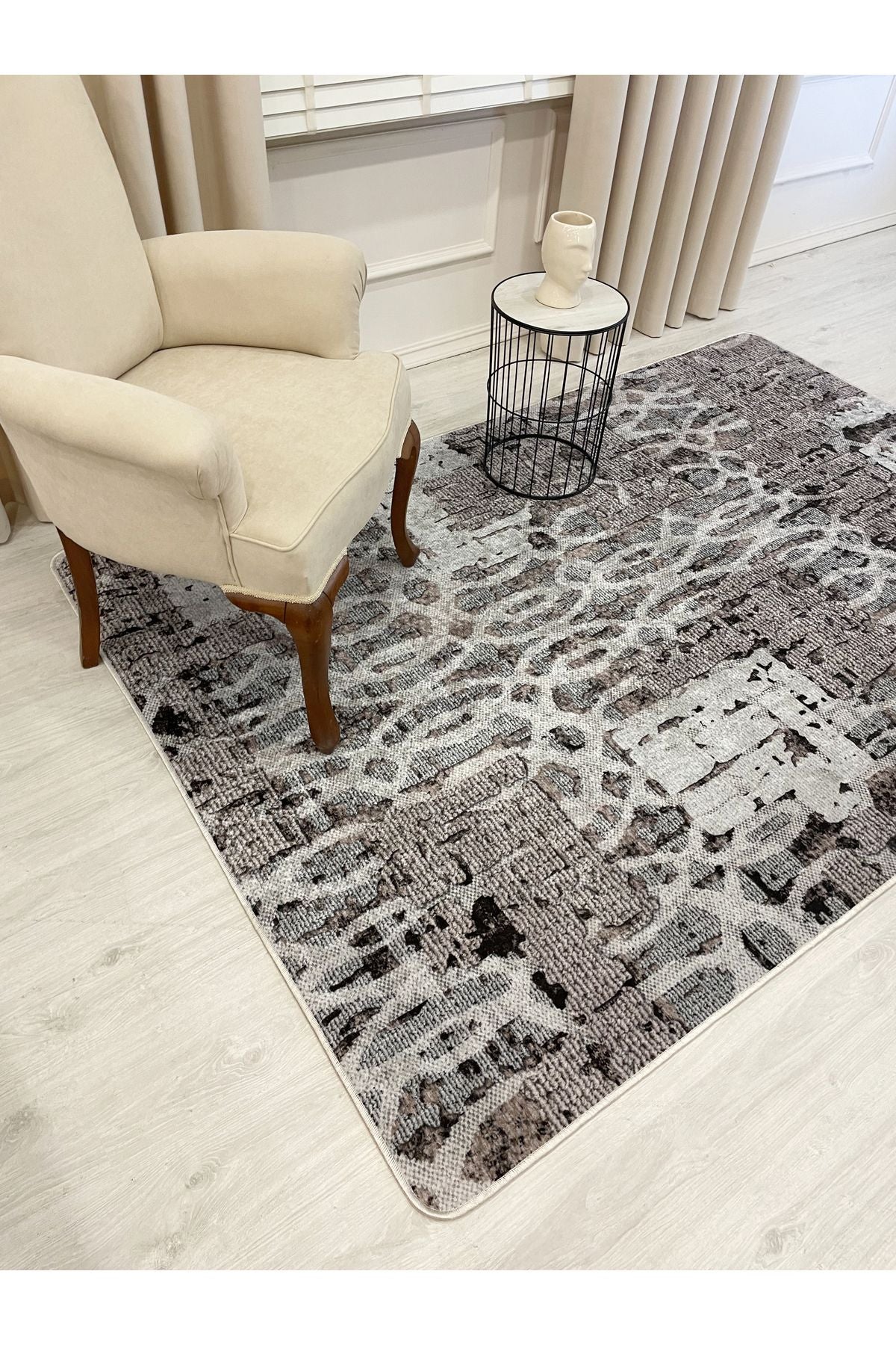 Gray Modern Woven-Look Latex Leather Base Rug