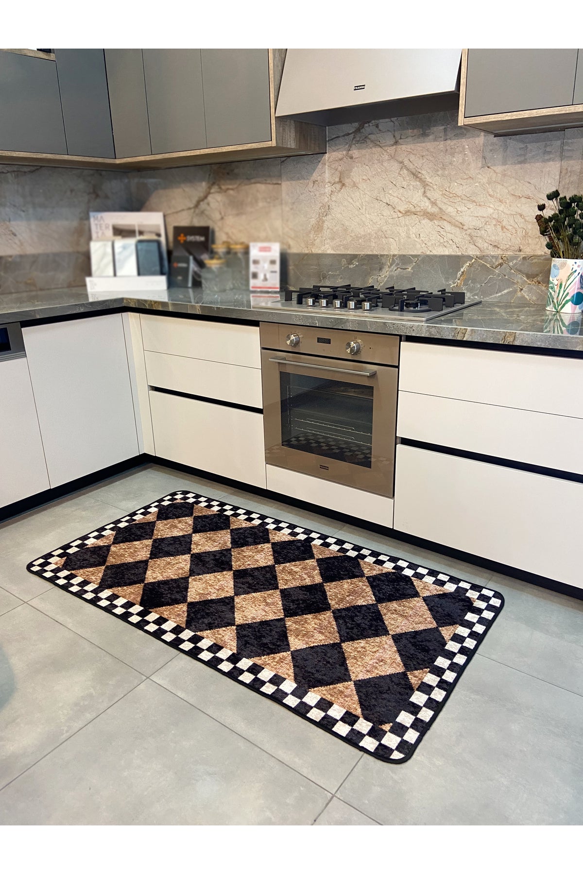 Jute Sisal Look Checkered Leather Base Rug