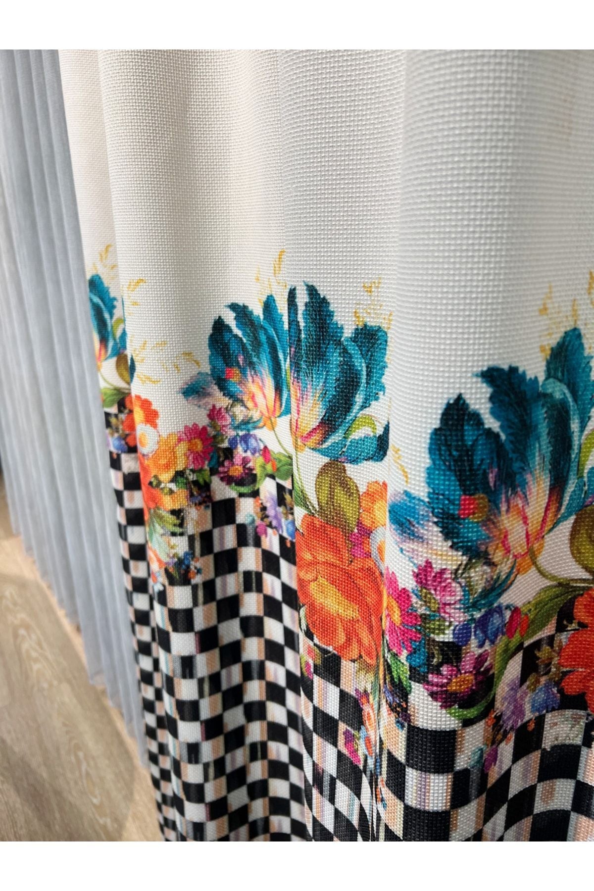 No-Pleat Extra-Reinforced Checkered Floral Blackout Curtain - Beige-Black