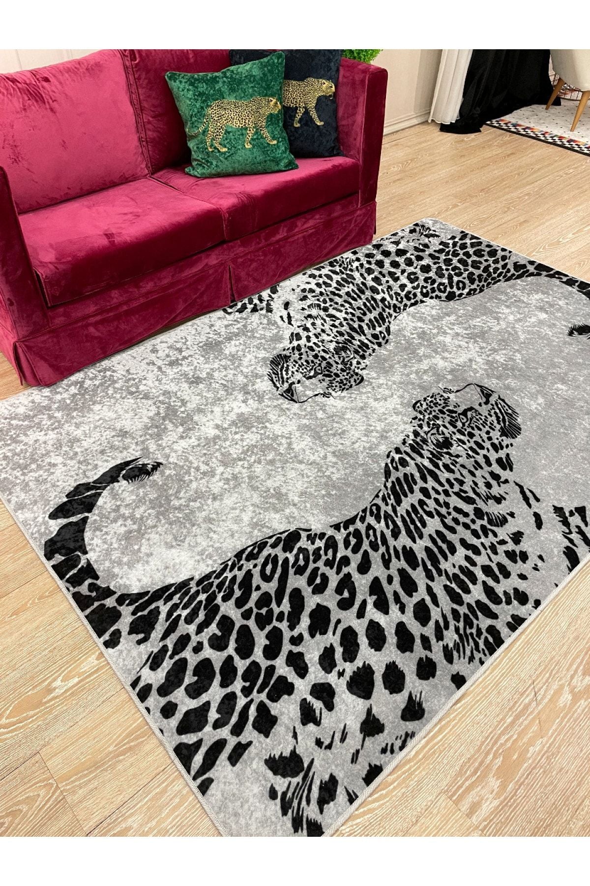 Jaguar Desenli Lateks Taban Halı (gri)
