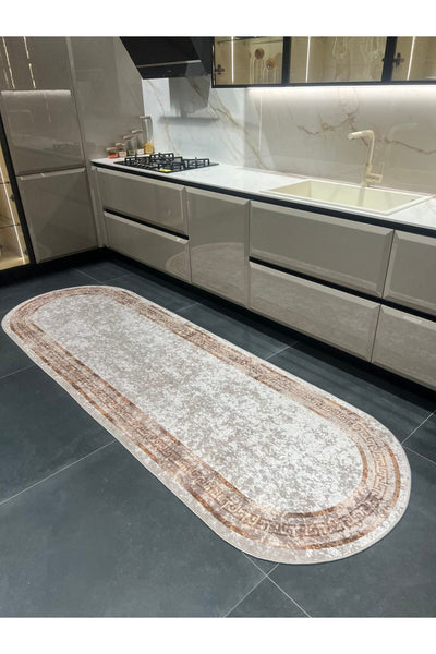 Klasik Bordürlü Desen Çizgili Oval Lateks Deri Taban Saçaksız Salon Halısı - Altın Kahverengi