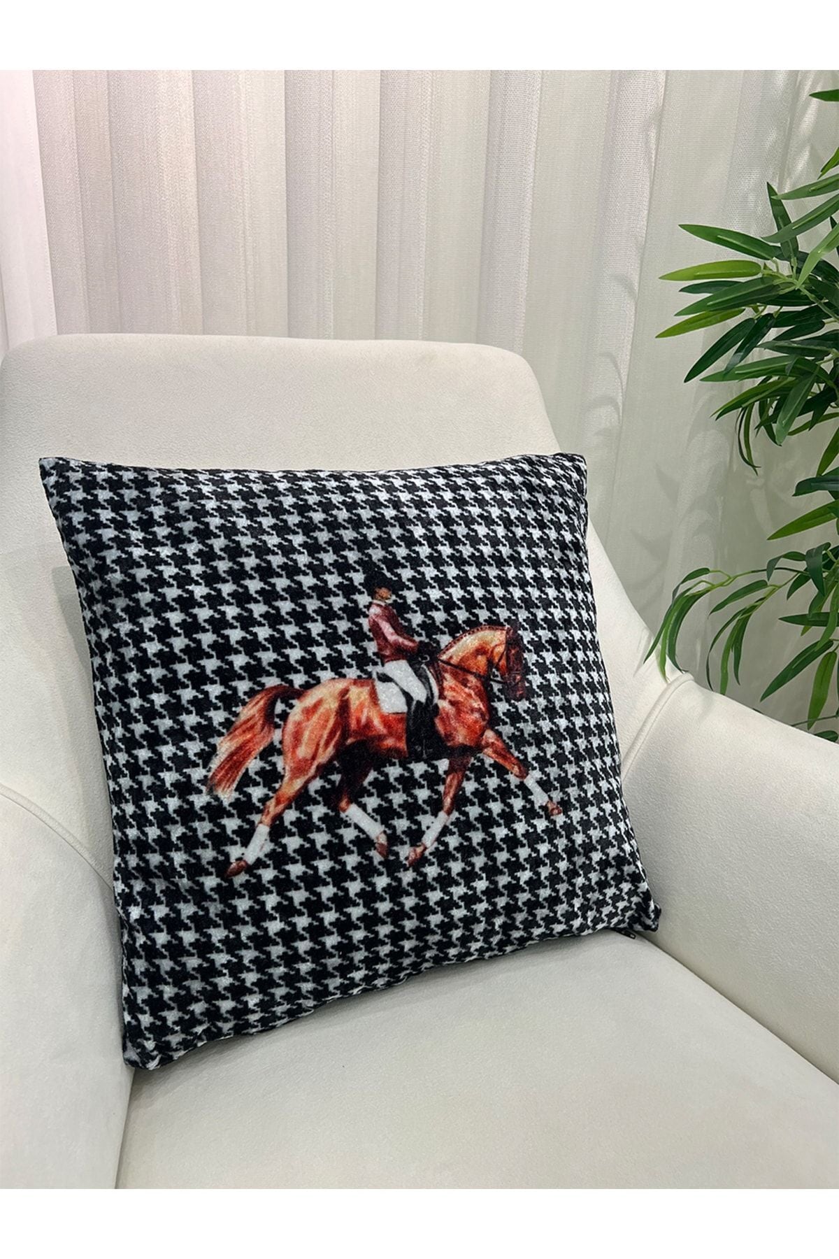 %100 Velvet Horse Print Cushion Cover (Black-White)