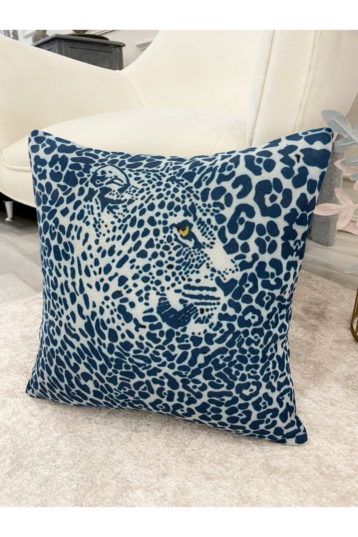 Blue Lion Pattern Woven Fabric Cushion Cover 45x45