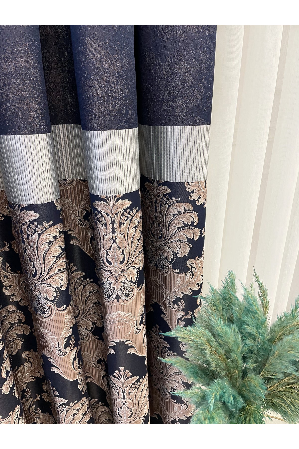 Gray Brown Damask Pattern Jacquard 1/3 Tight Pleat Jacquard Blackout Curtain