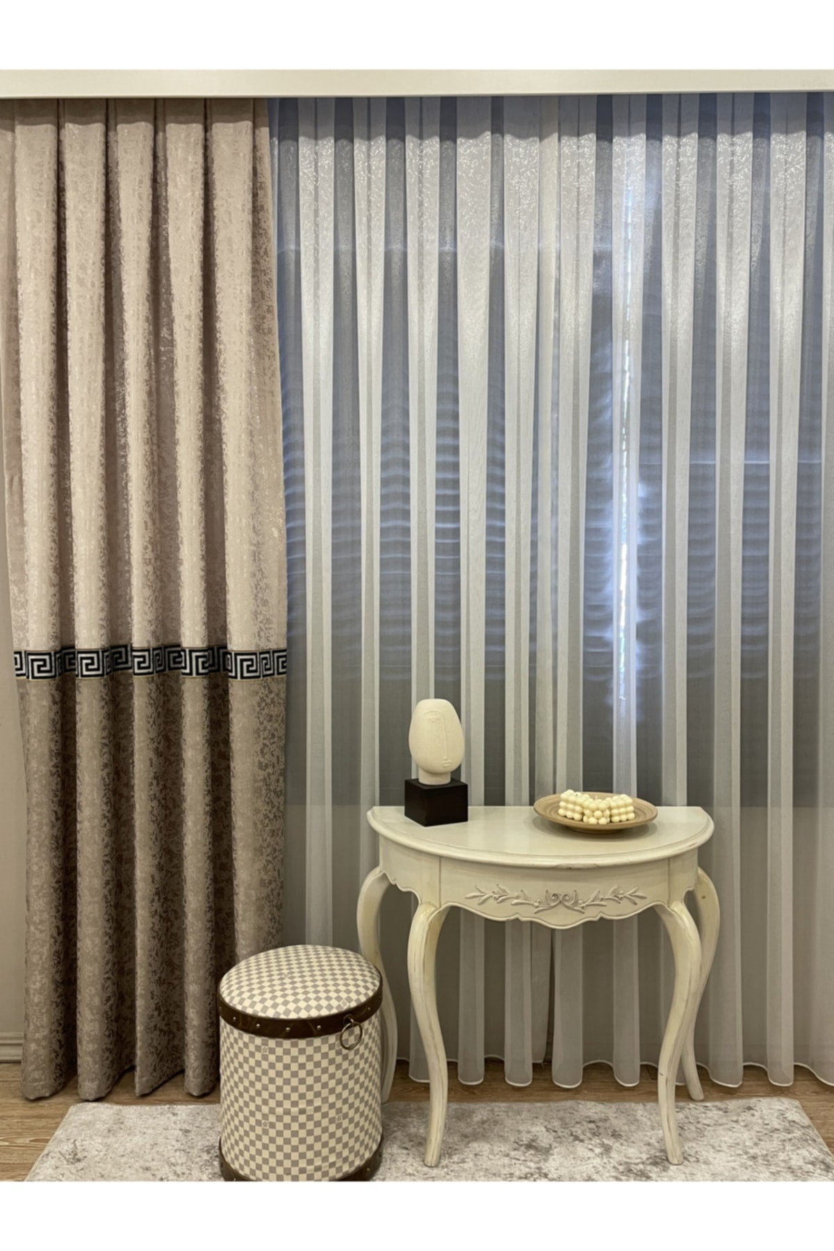 Liva Model 1/2.50 Pleated Blackout Curtain