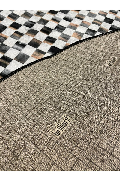 Robert Diamond Pattern Fringeless Round Rug - Brown