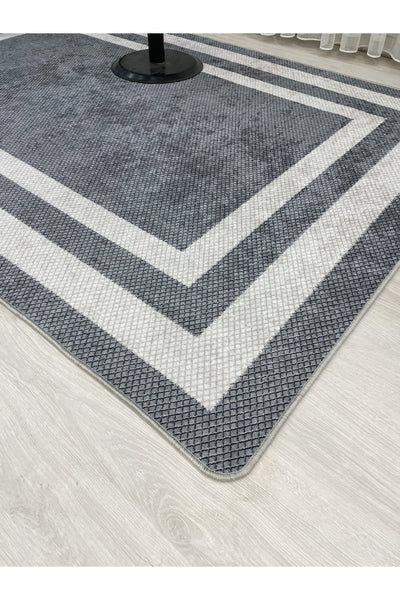 Gray Wicker-Look Bordered Latex Leather Base Rug